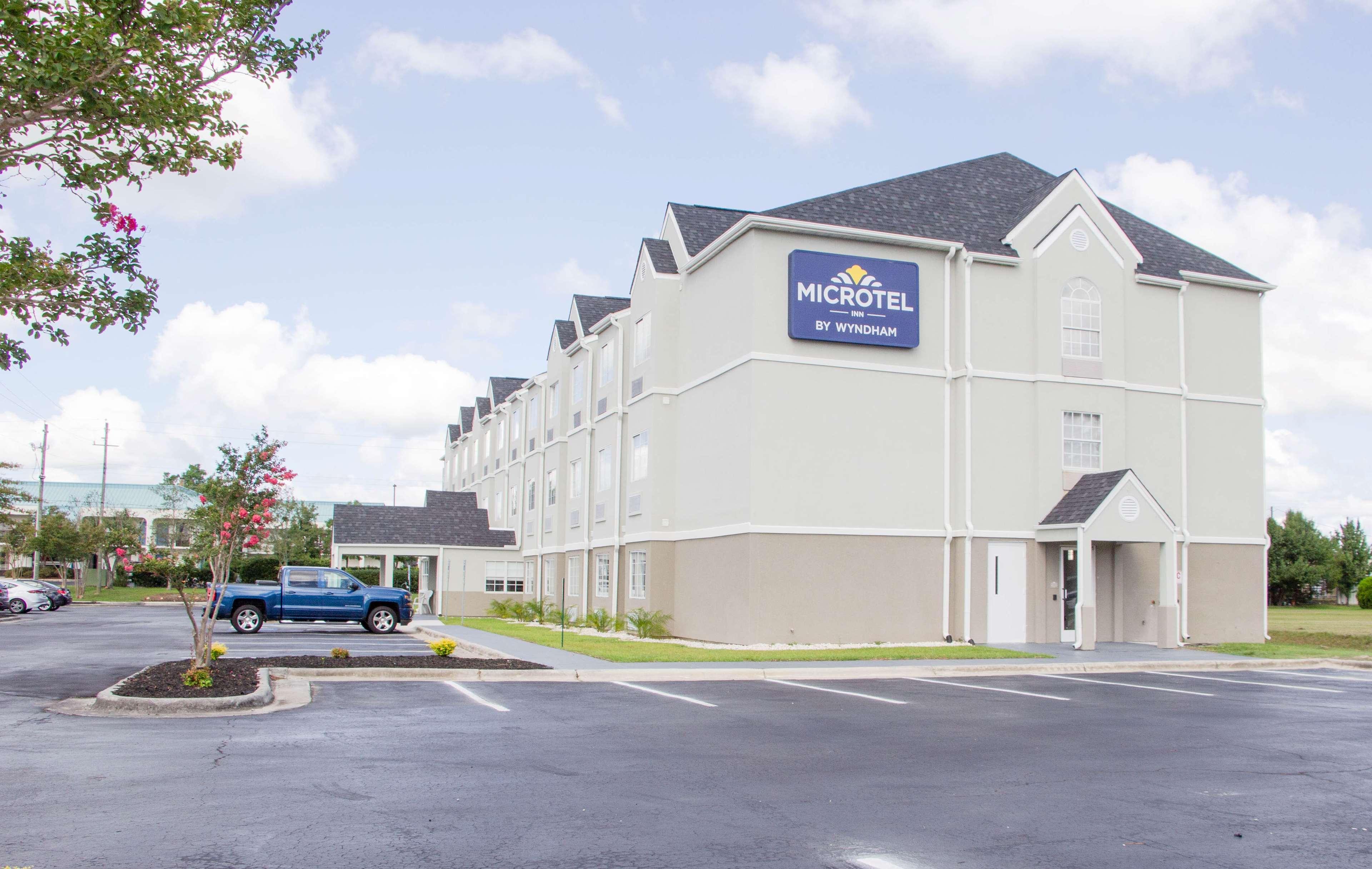 Microtel Inn & Suites By Wyndham Camp Lejeune/Jacksonville Exterior foto